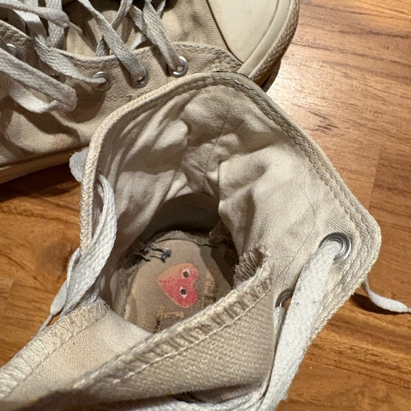 Comme des Garcons PLAY Converse Sneakers - Picture 8 of 8